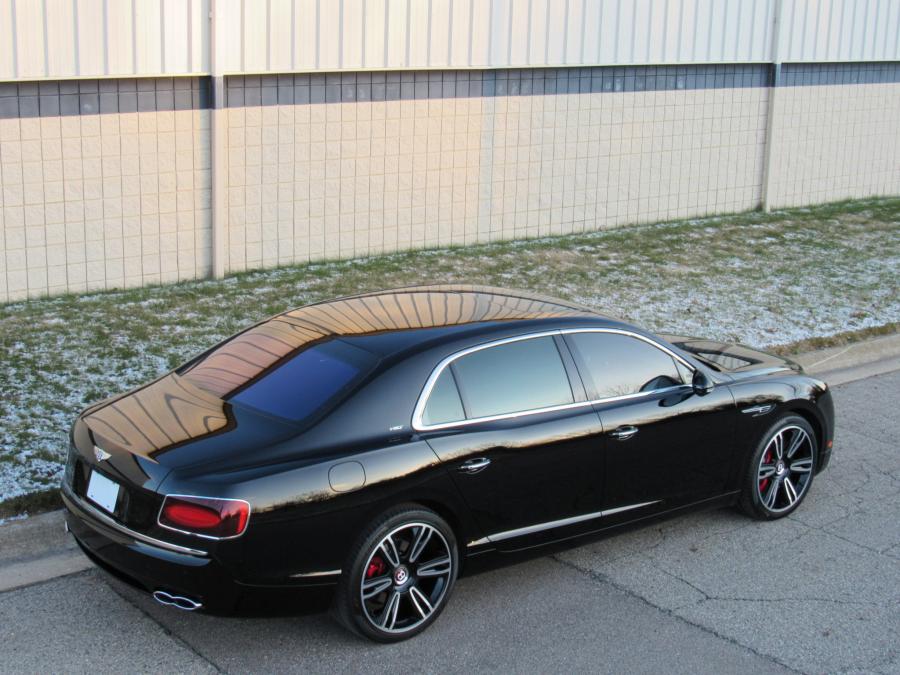  Bentley Flying Spur V8 S 2017 года  (фото 10 из 154)